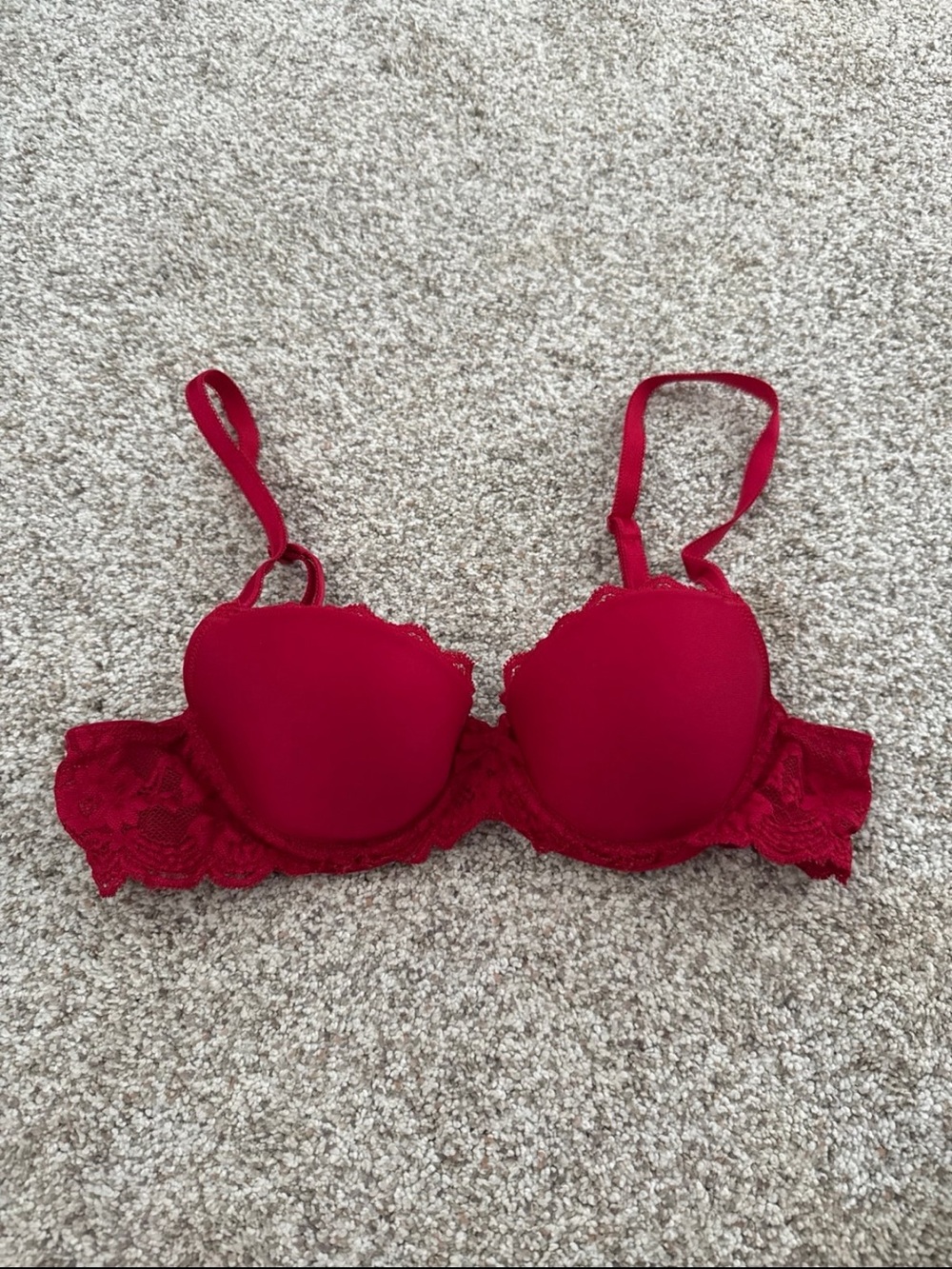 BNWOT VICTORIA SECRET BRA